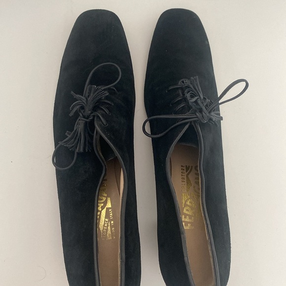 Vintage SALVATORE FERRAGAMO Shoes - Picture 8 of 9